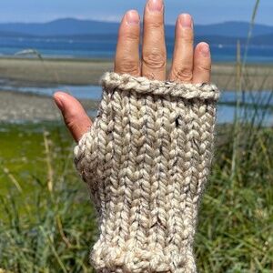 Hand Knit Chunky Wool Fingerless Gloves ~ Unisex